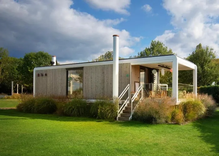 Strandhotel: Maasparcje ecoLodge K2 Roermond